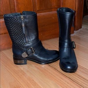 NWOT Vince Camuto boots